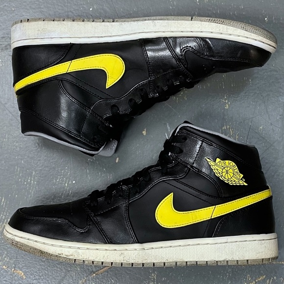 Nike Other - Nike Air Jordan 1 Mid Yellow 554724-070 10.5 Black